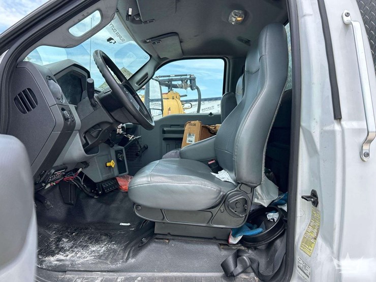 2019-ford-f750-image-13
