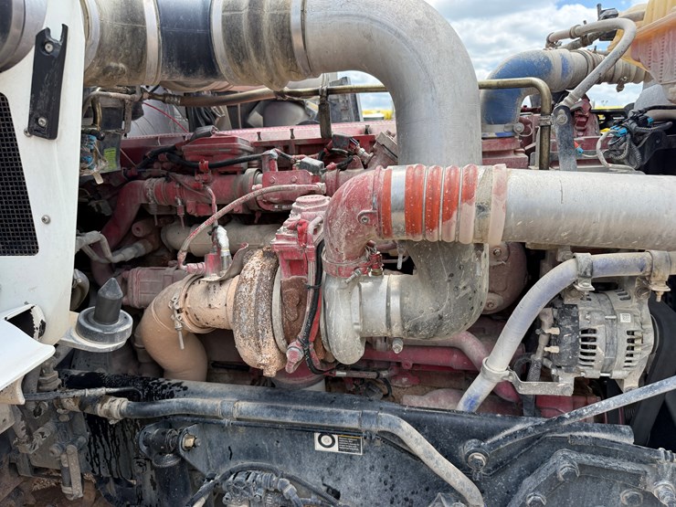 2016-kenworth-t800-image-9