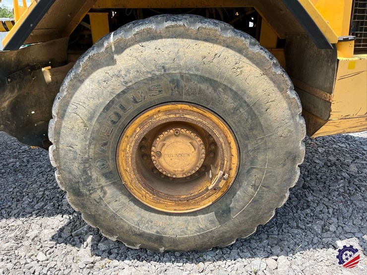 1997-volvo-a35c-image-12