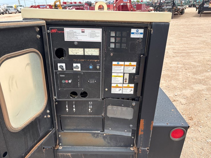 2008-doosan-g25-image-8