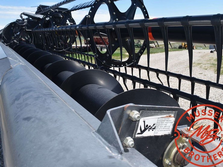 2009-case-ih-2152-image-29
