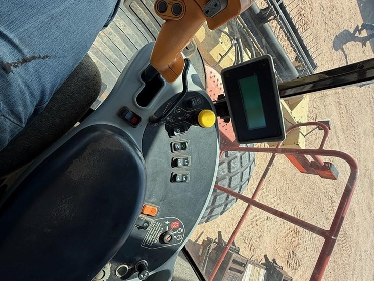 new-holland-hw365-image-9