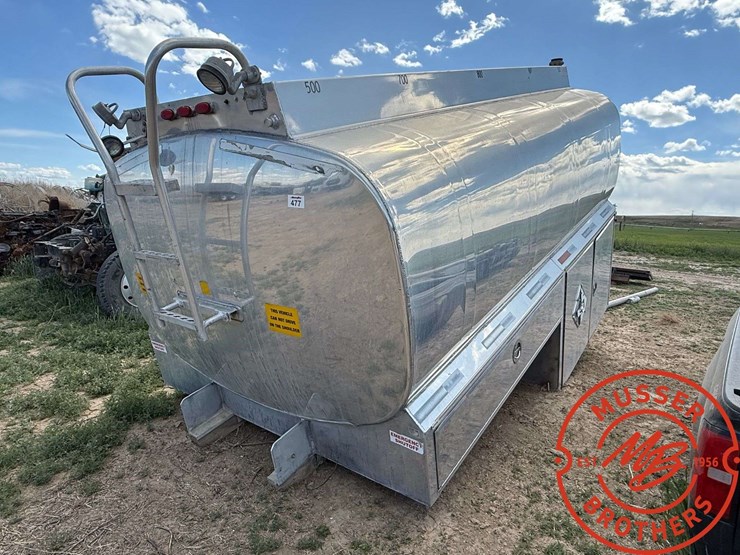 2012-oilmens'-truck-tanks-14'-ss-tank-image-1