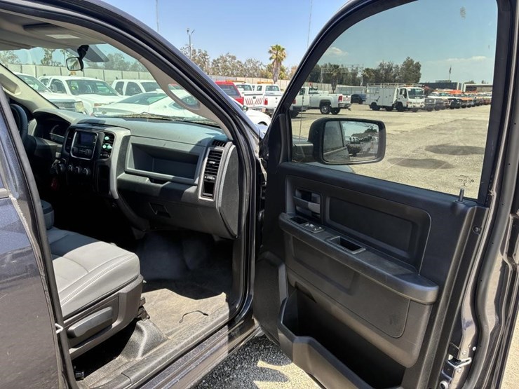 2016-dodge-ram-1500-image-8