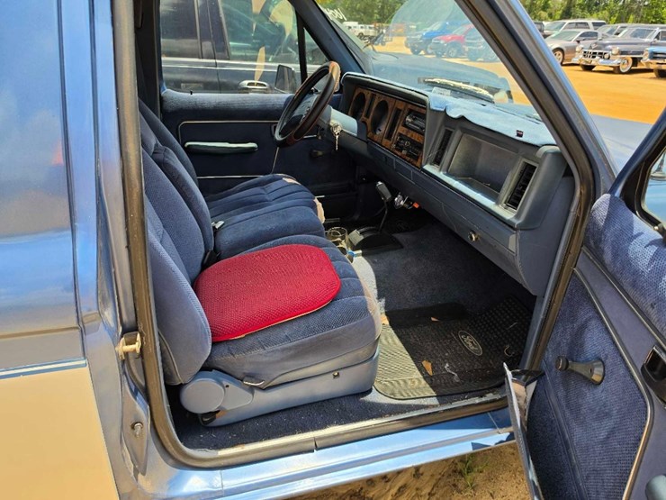 1988-ford-bronco-image-5