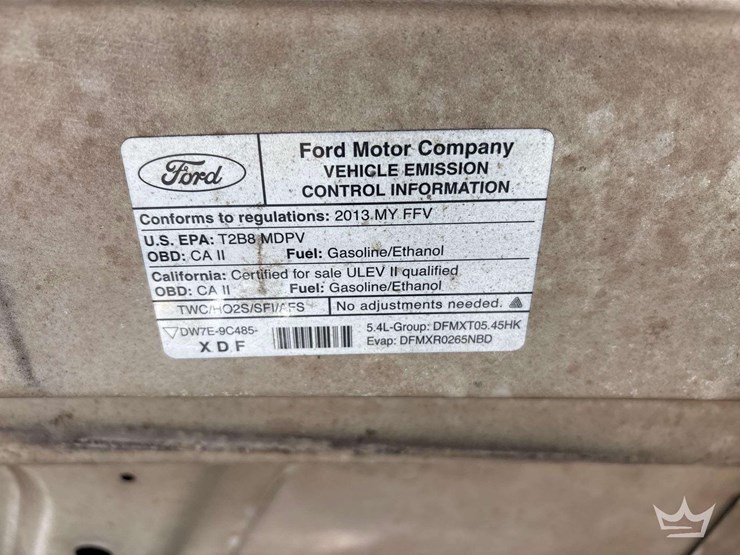 2013-ford-e-250-cargo-van-image-11