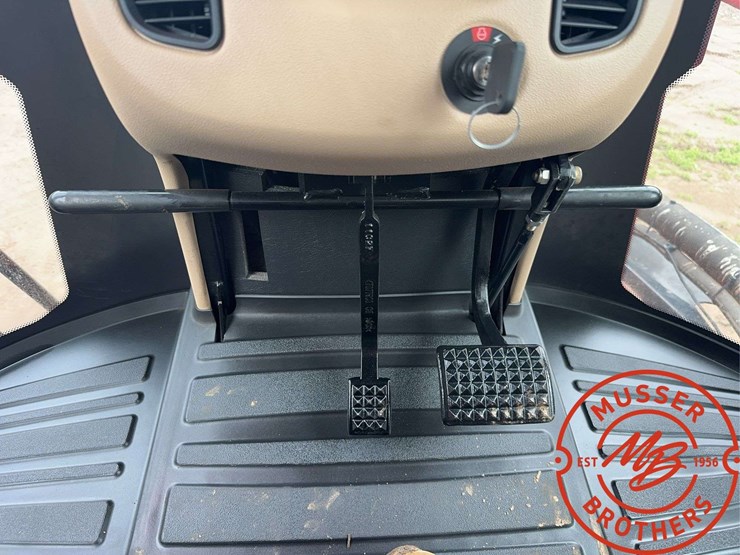 2023-case-ih-4450-image-88