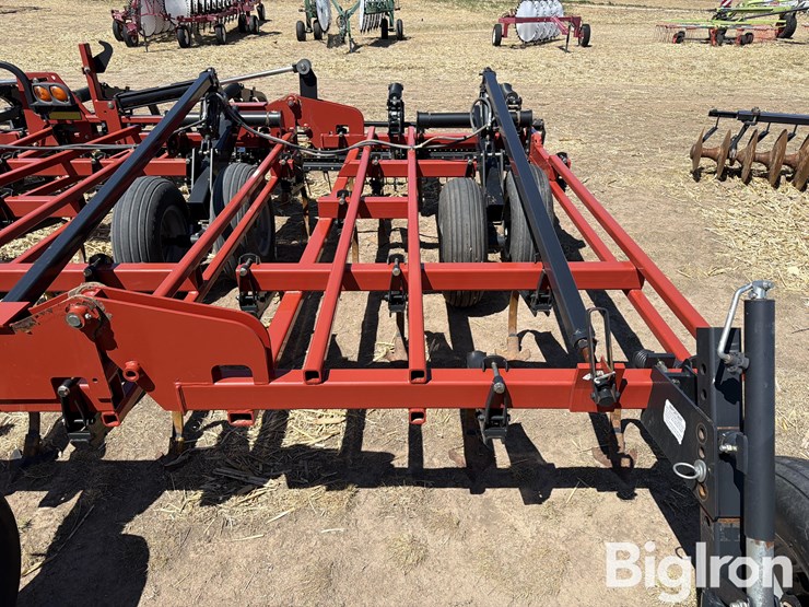 2016-case-ih-200-image-13