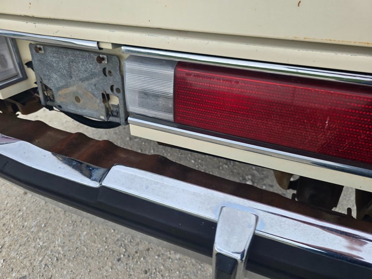 #24004-•-1984-buick-lesabre-passenger-car-image-38