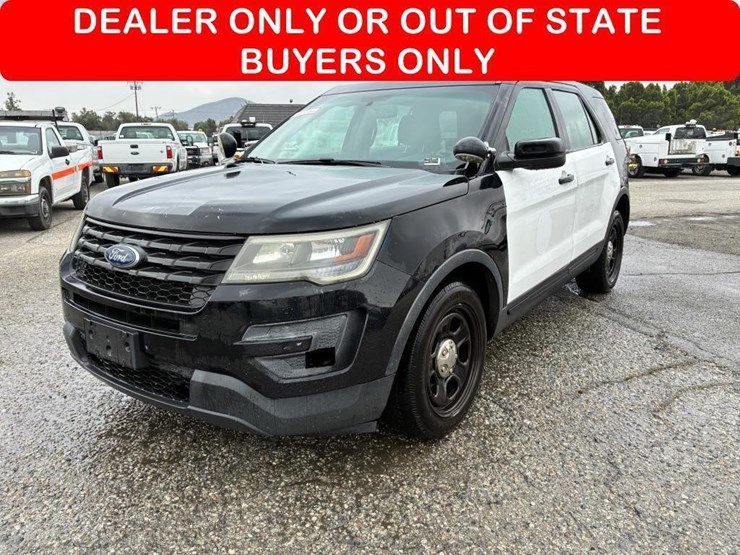 2017-ford-explorer-police-interceptor-image-1