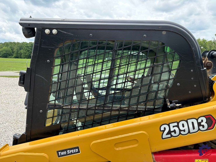 2022-caterpillar-259d3-image-76