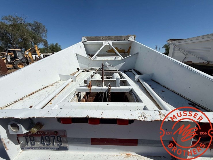 king-load-image-11