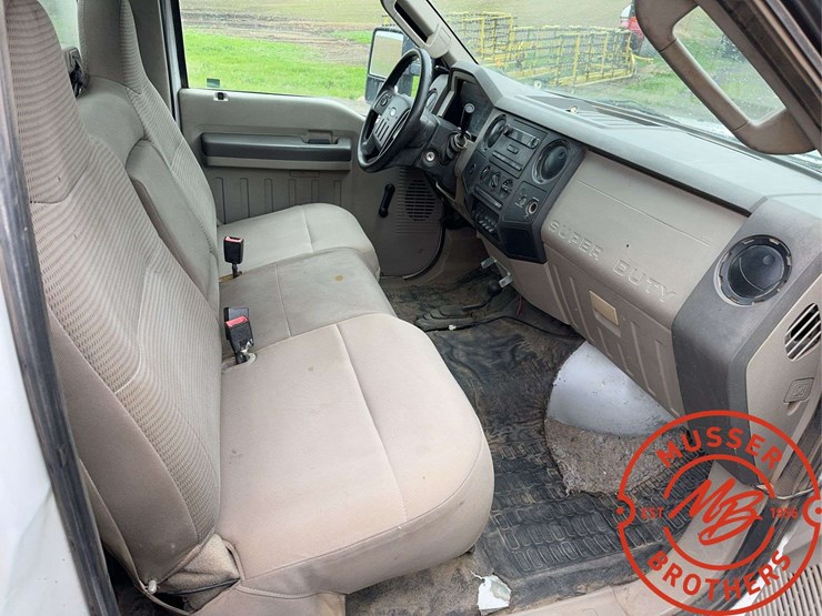 2008-ford-f550-image-18