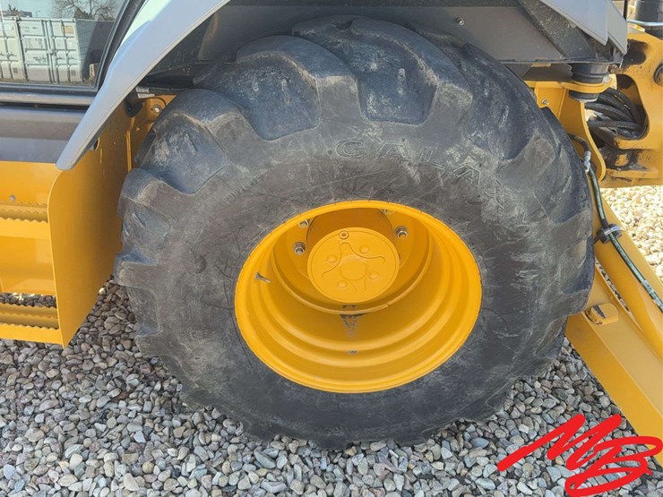 2023-deere-310sl-image-19