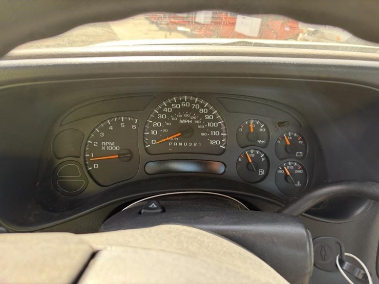2006-chevrolet-silverado-1500-image-14