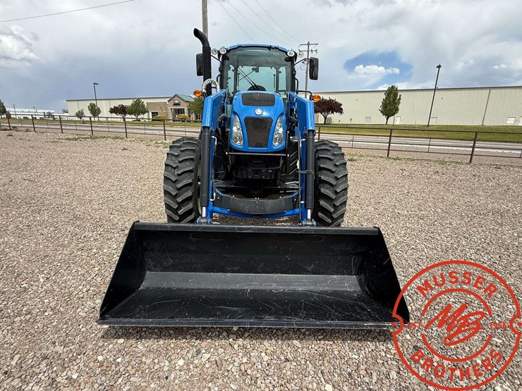2017-new-holland-ts6.140-image-7