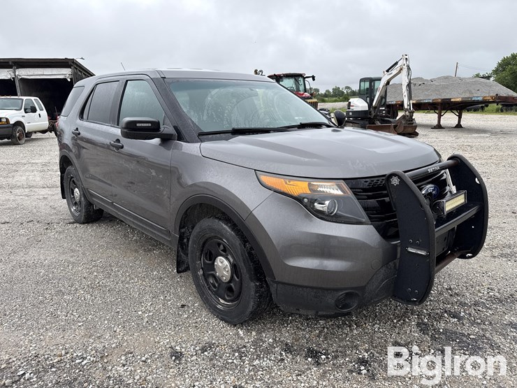 2015-ford-explorer-police-interceptor-image-3