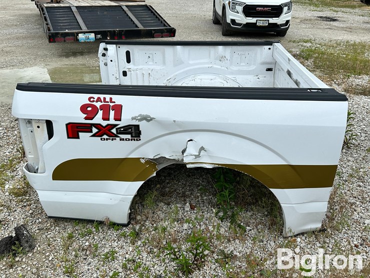 2020-ford-f150-xl-image-15