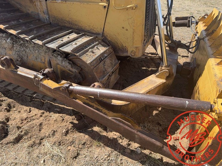 1986-caterpillar-d6h-image-22