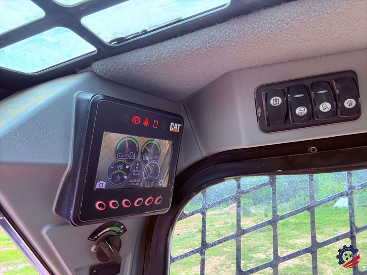 2018-caterpillar-299d2-xhp-image-74