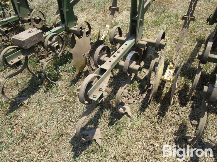 john-deere-825-image-16