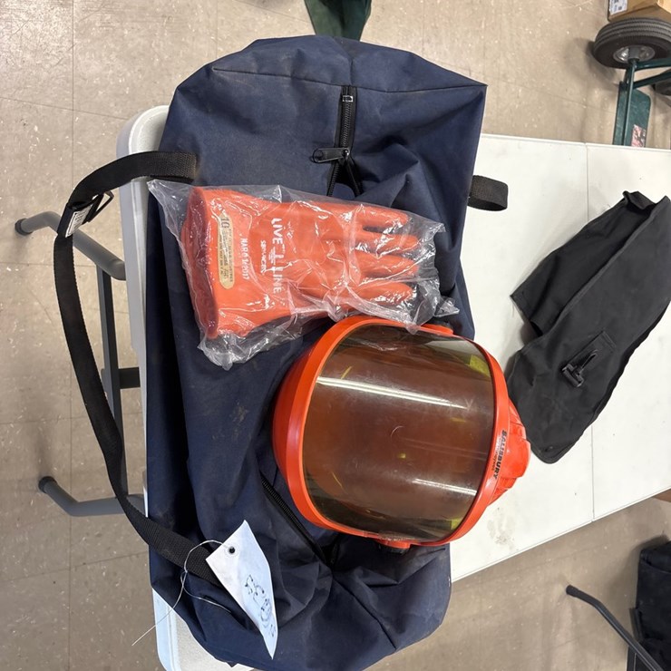 #4032 • BAG OF ELECTRICAL SAFETY EQUIPMENT