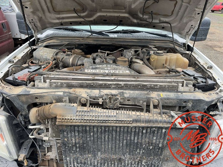 2008-ford-f550-image-27