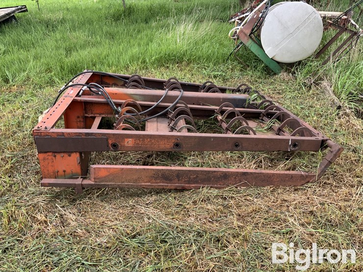 farmhand-8-bale-image-8