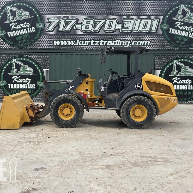 2019 DEERE 204L