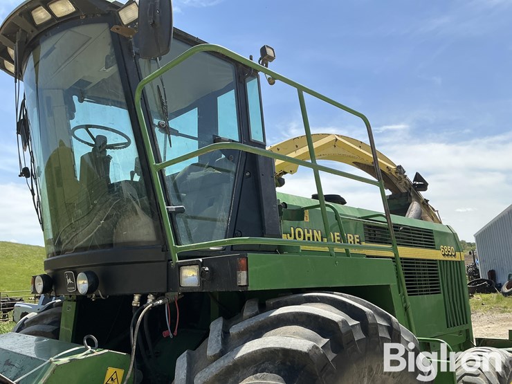 1998-john-deere-6850-image-10