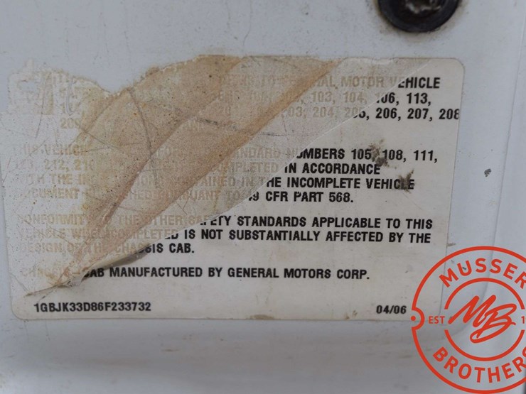 2006-chevrolet-3500-image-64