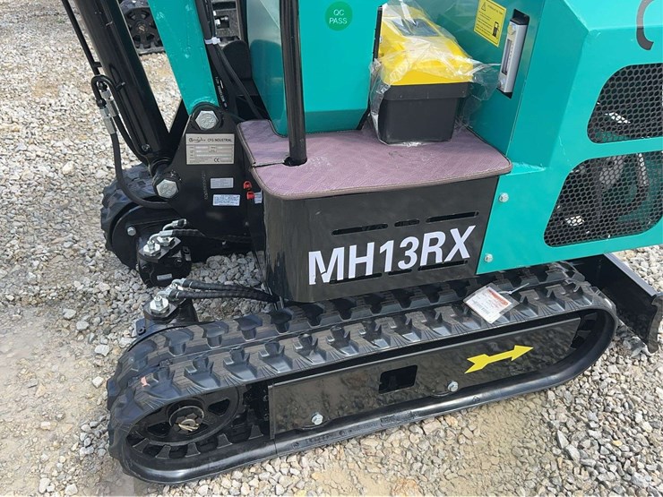 cfg-industrial-mh13rx-mini-excavator-image-3