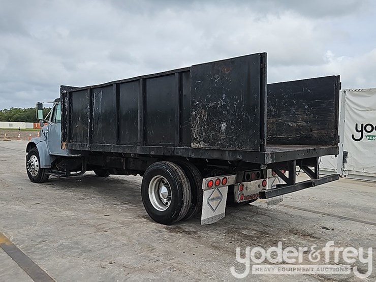2000-international-4700-image-3