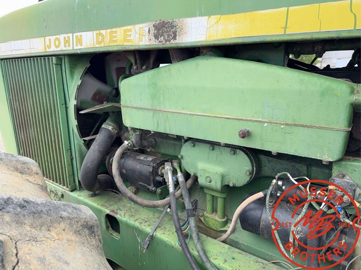 1975-john-deere-7020-image-31