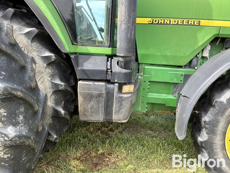 1997-john-deere-8300-image-13