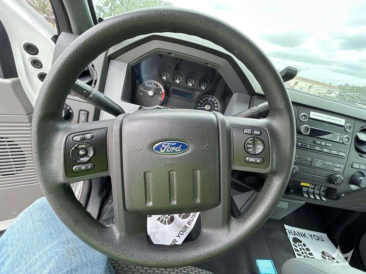 2016-ford-f550-image-13