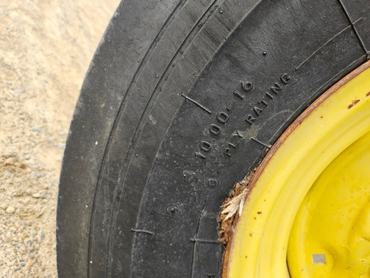 john-deere-2950-image-46