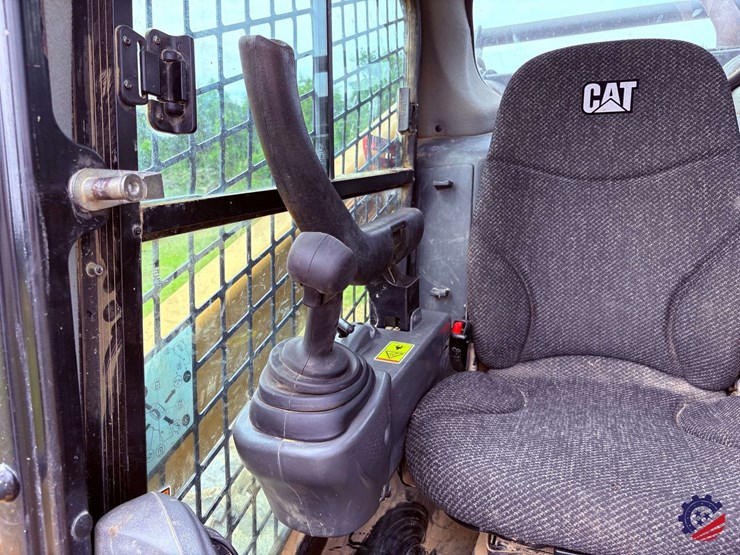 2018-caterpillar-299d2-xhp-image-69