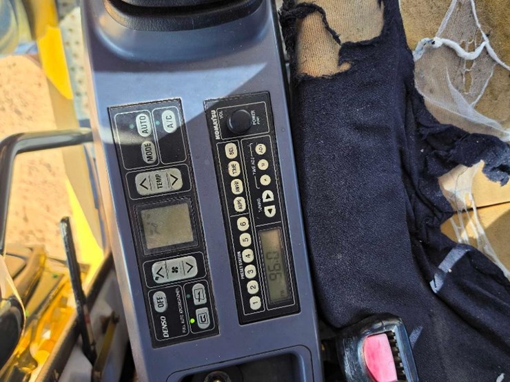 komatsu-pc160-image-18