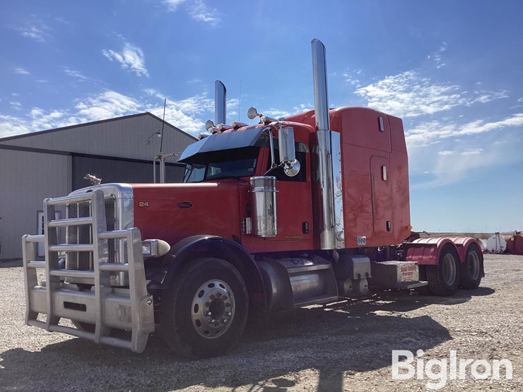 2006-peterbilt-379-image-1