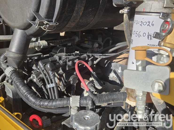 2022-komatsu-d61px-24-image-29