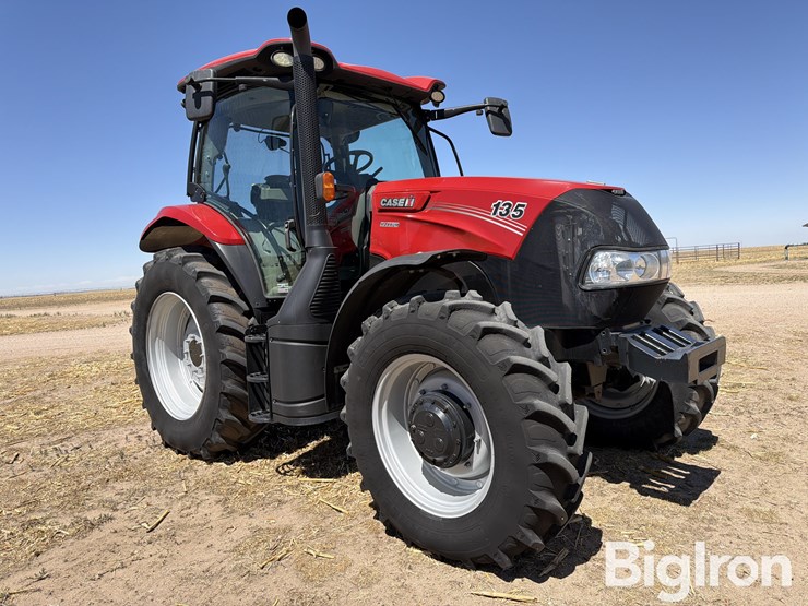 2016-case-ih-maxxum-135-image-1