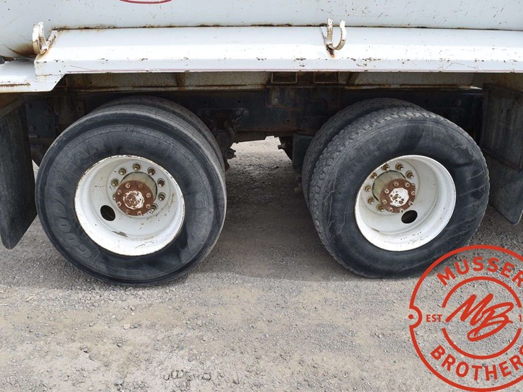 1992-western-star-3864s-image-19
