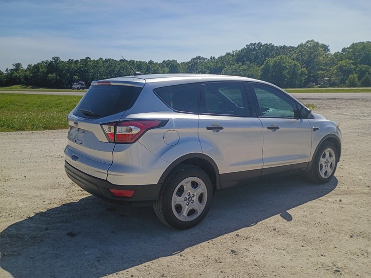 2017-ford-escape-image-9