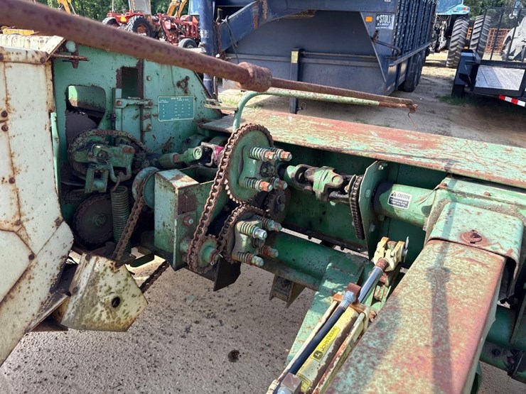 john-deere-3800-image-10