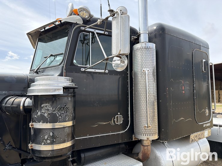 1983-peterbilt-359-image-13