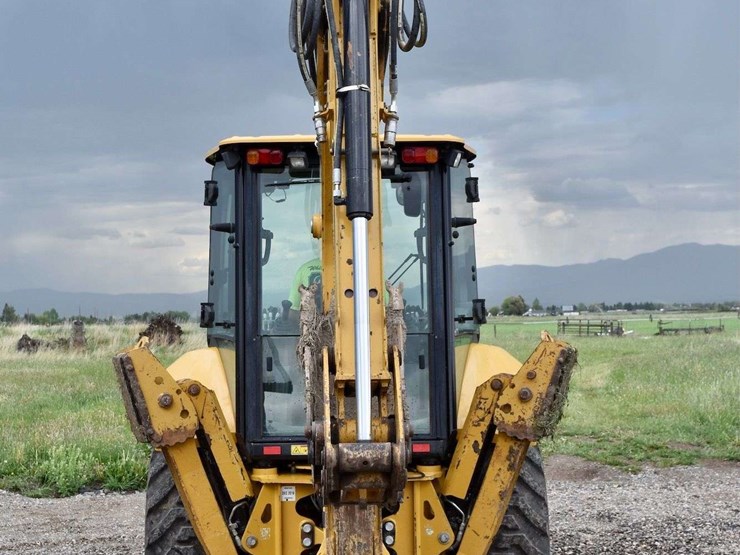2016-caterpillar-420f2-it-image-7