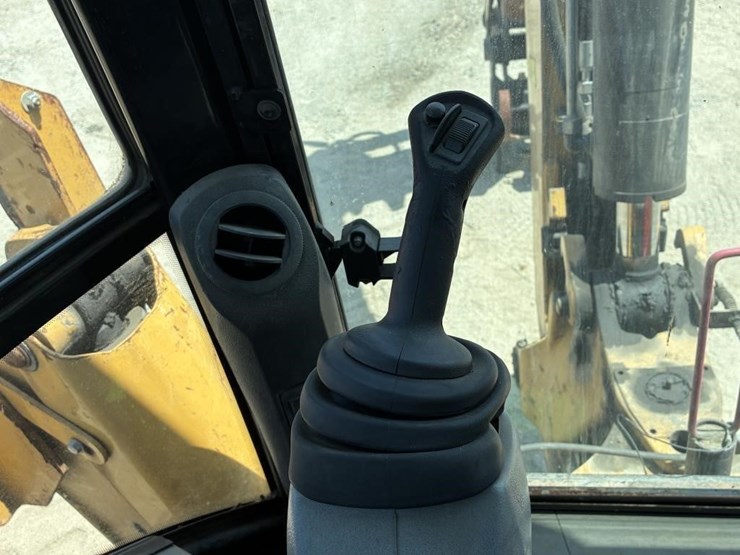 2008-caterpillar-430e-image-31
