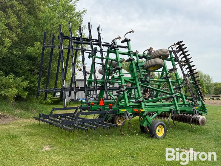 2014-john-deere-2310-image-5