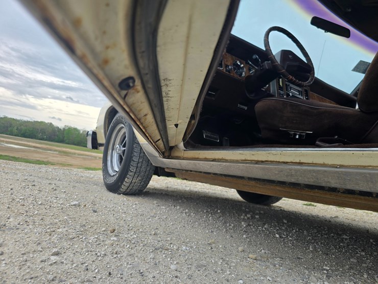 #24004-•-1984-buick-lesabre-passenger-car-image-42